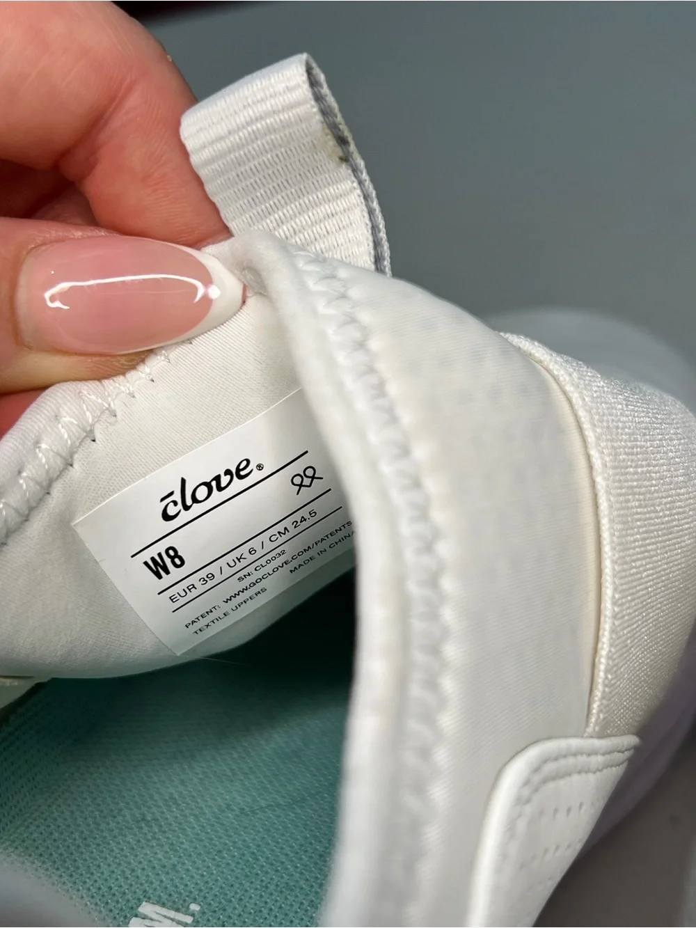 Clove White Elastic Slip-On Sneakers